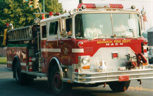 1974mack.jpg